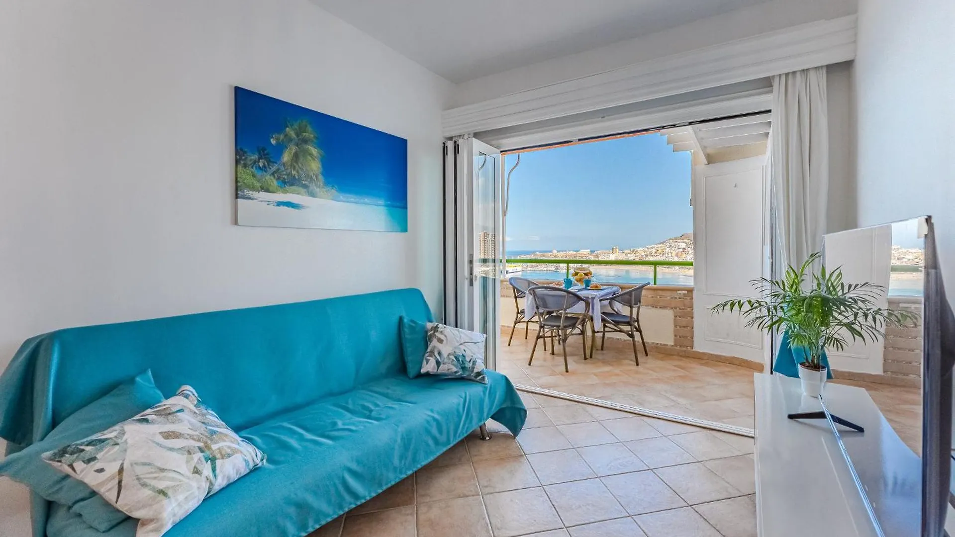 Ocean View - 1 Bedroom Apartment In Los Cristianos Arona  Espanha