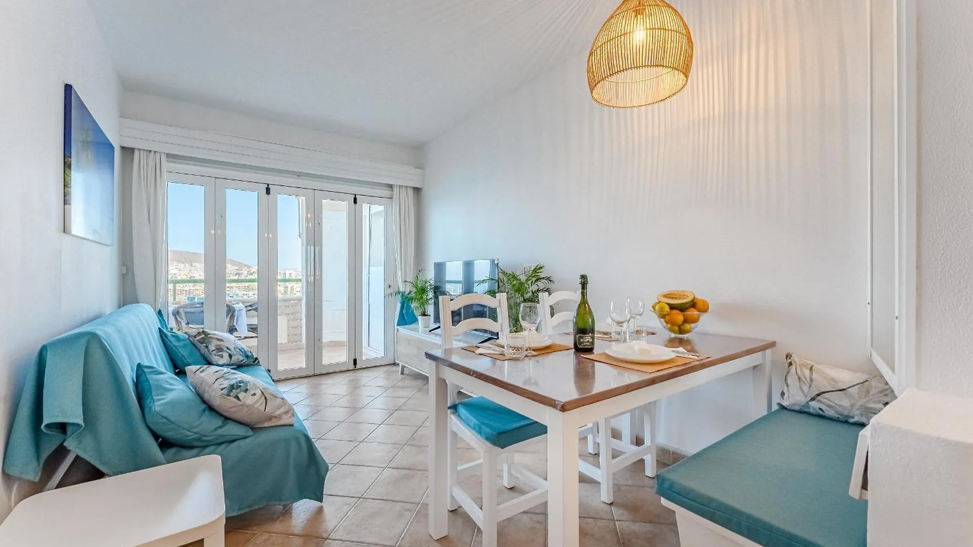 Ocean View - 1 Bedroom Apartment In Los Cristianos Arona  Arona (Tenerife)